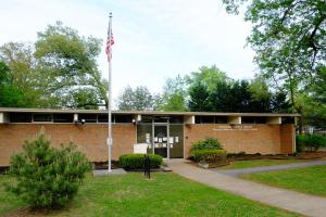 Sequoyah Branch Library building