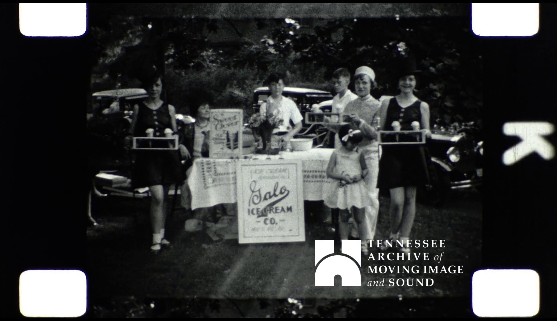 scene from the Melrose Art Festival